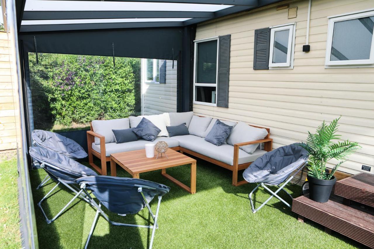 Chalet Op 5* Camping De Paardekreek Kortgene Exterior foto
