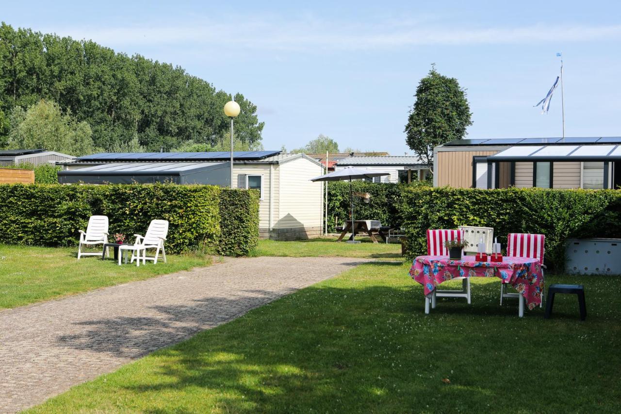 Chalet Op 5* Camping De Paardekreek Kortgene Exterior foto
