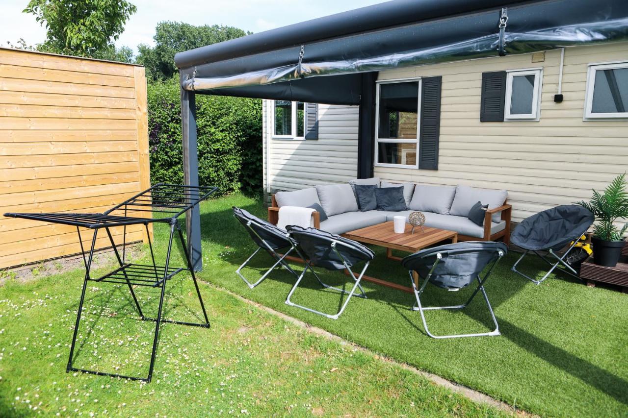 Chalet Op 5* Camping De Paardekreek Kortgene Exterior foto